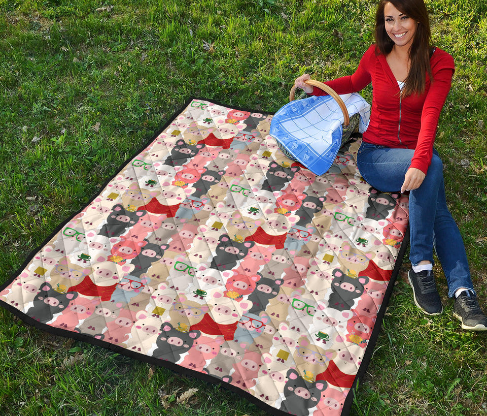 Pig Pattern Print Design 02 Premium Quilt