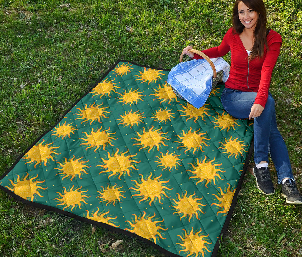 Sun Green Background Premium Quilt