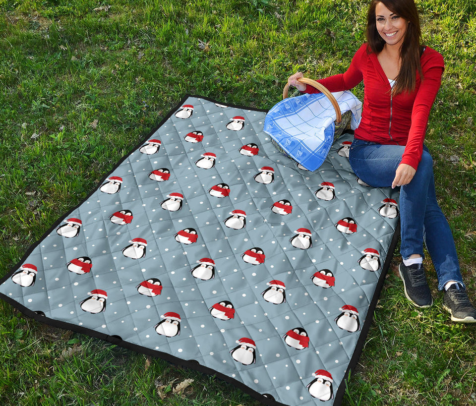 Cute Penguin Christmas Snow Pattern Premium Quilt