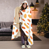 Peanuts Pattern Hooded Blanket