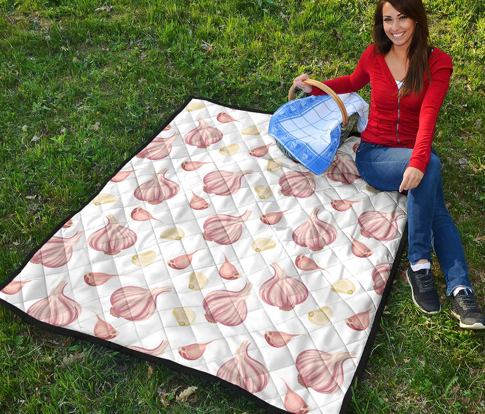 Garlic Pattern Premium Quilt