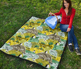 Hand Drawn Windmill Pattern Premium Quilt