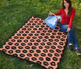 Lips Pattern Print Design 02 Premium Quilt