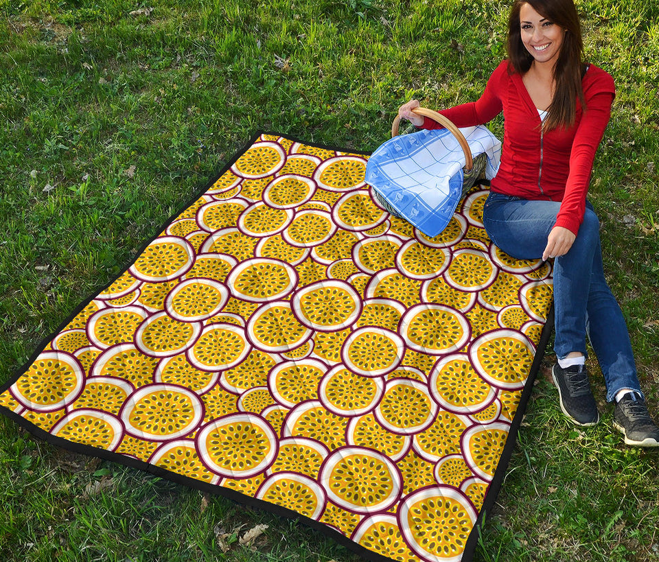 Passion Fruits Slice Pattern Premium Quilt
