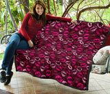Lips Pattern Print Design 03 Premium Quilt