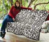 Leopard Skin Print Pattern Premium Quilt