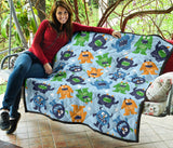 Alien Pattern Print Design 04 Premium Quilt