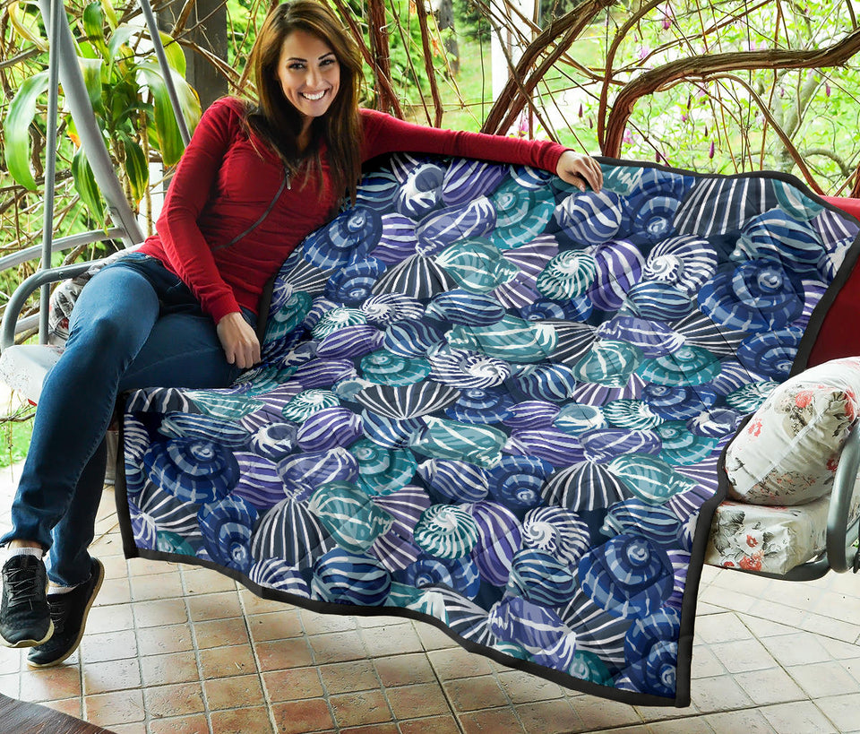 Shell Design Pattern Premium Quilt