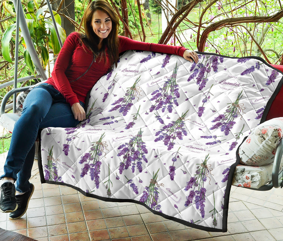 Lavender Flower Design Pattern Premium Quilt