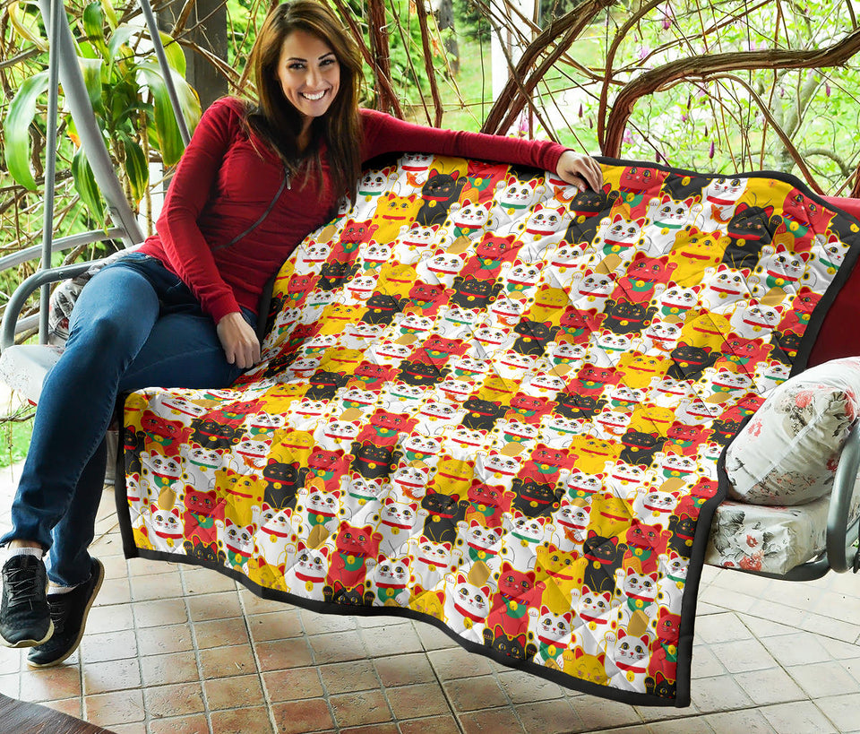 Colorful Maneki Neko Lucky Cat Pattern Premium Quilt