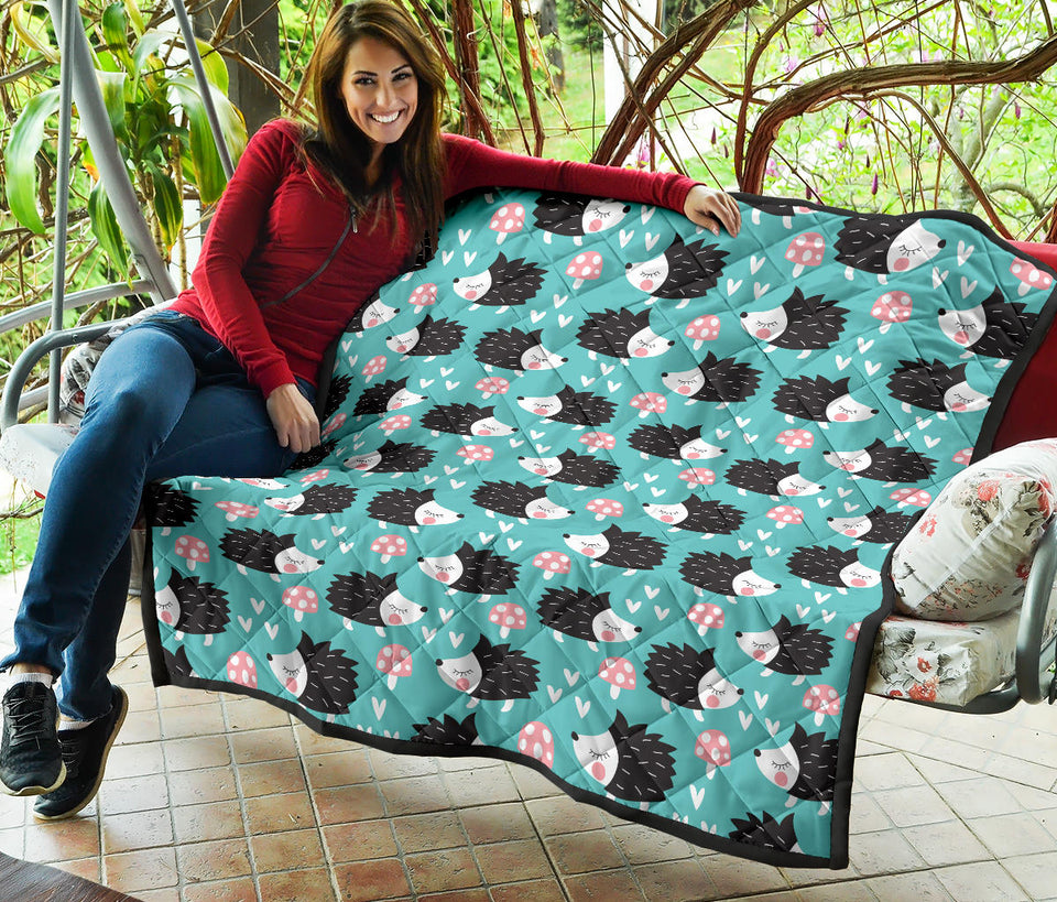 Hedgehog Pattern Print Design 03 Premium Quilt