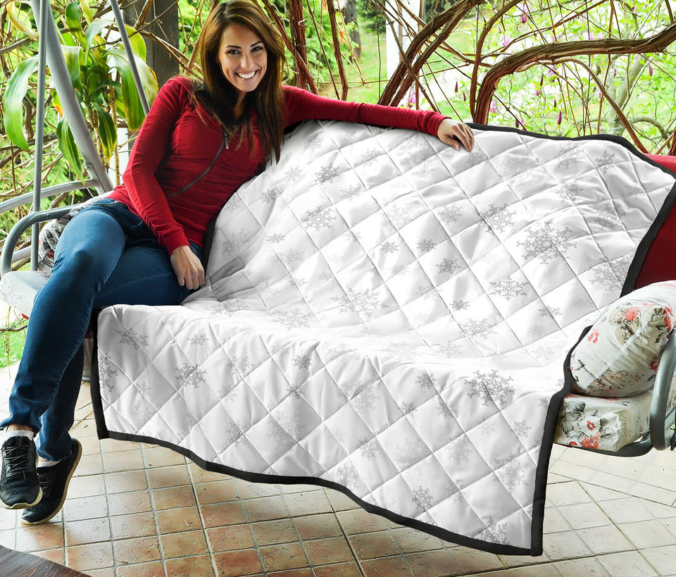 Snowflake Pattern White Background Premium Quilt