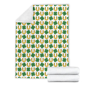 Horseshoes Pattern Print Design 04 Premium Blanket