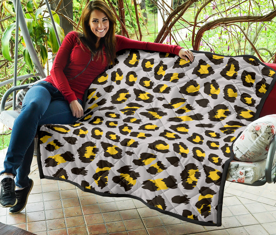 Gray Leopard Print Pattern Premium Quilt