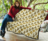 Lion Pattern Print Design 02 Premium Quilt