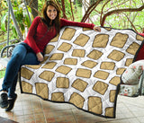 Bread Toast Pattern Print Design 03 Premium Quilt