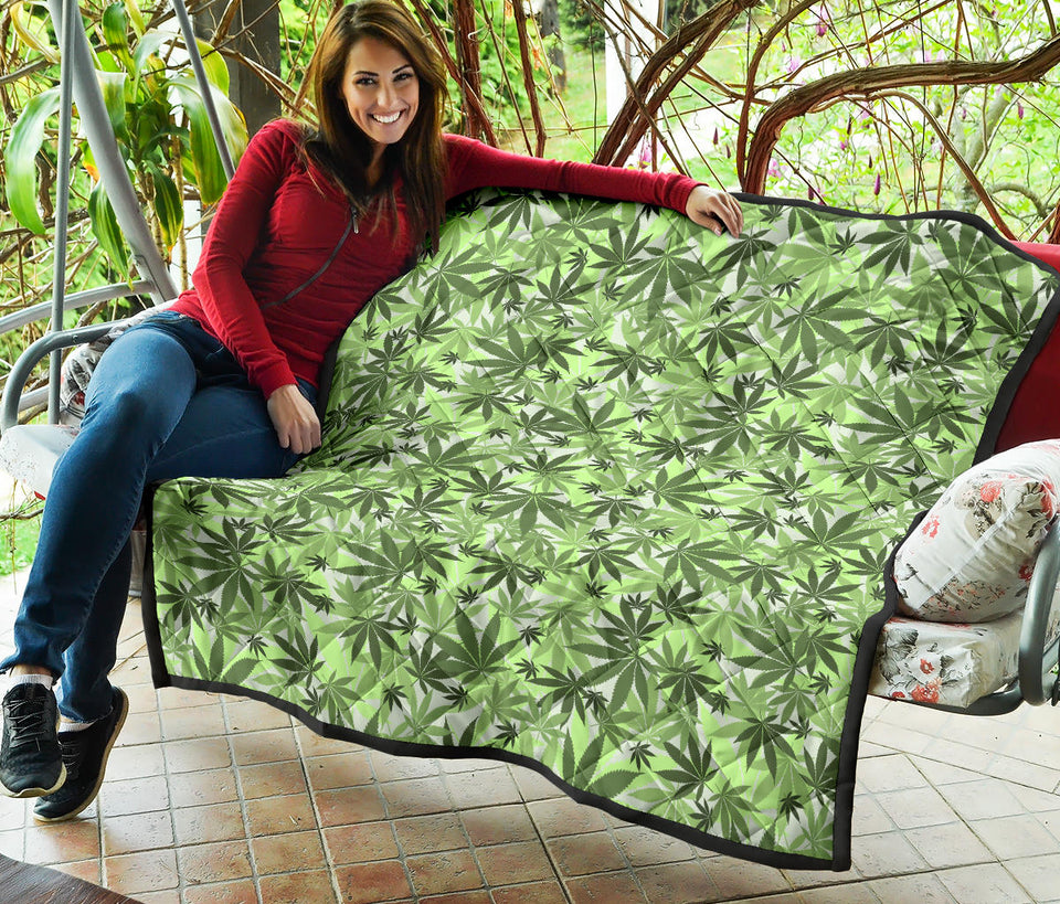 Canabis Marijuana Weed Pattern Print Design 01 Premium Quilt