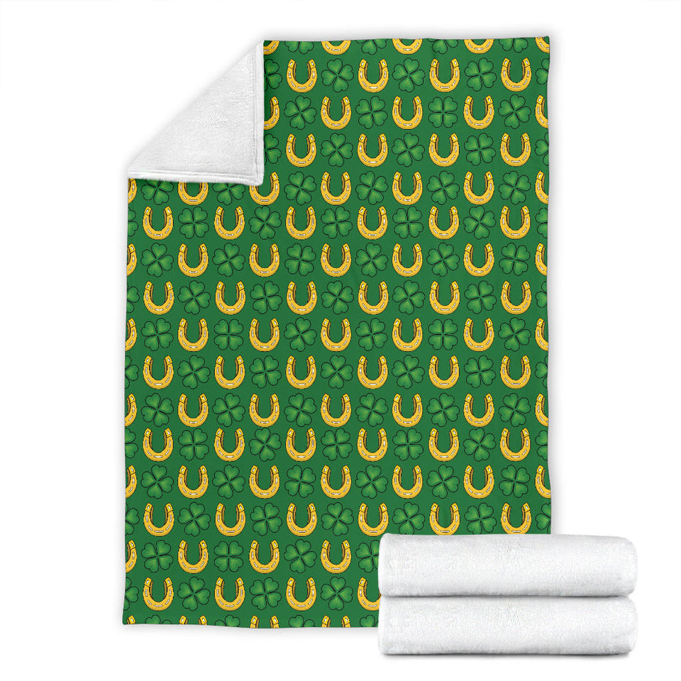 Horseshoes Pattern Print Design 05 Premium Blanket