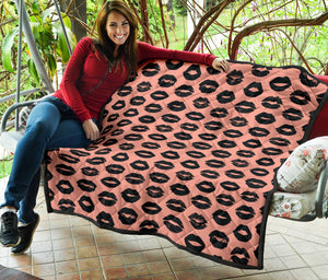 Lips Pattern Print Design 02 Premium Quilt