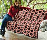 Lips Pattern Print Design 02 Premium Quilt