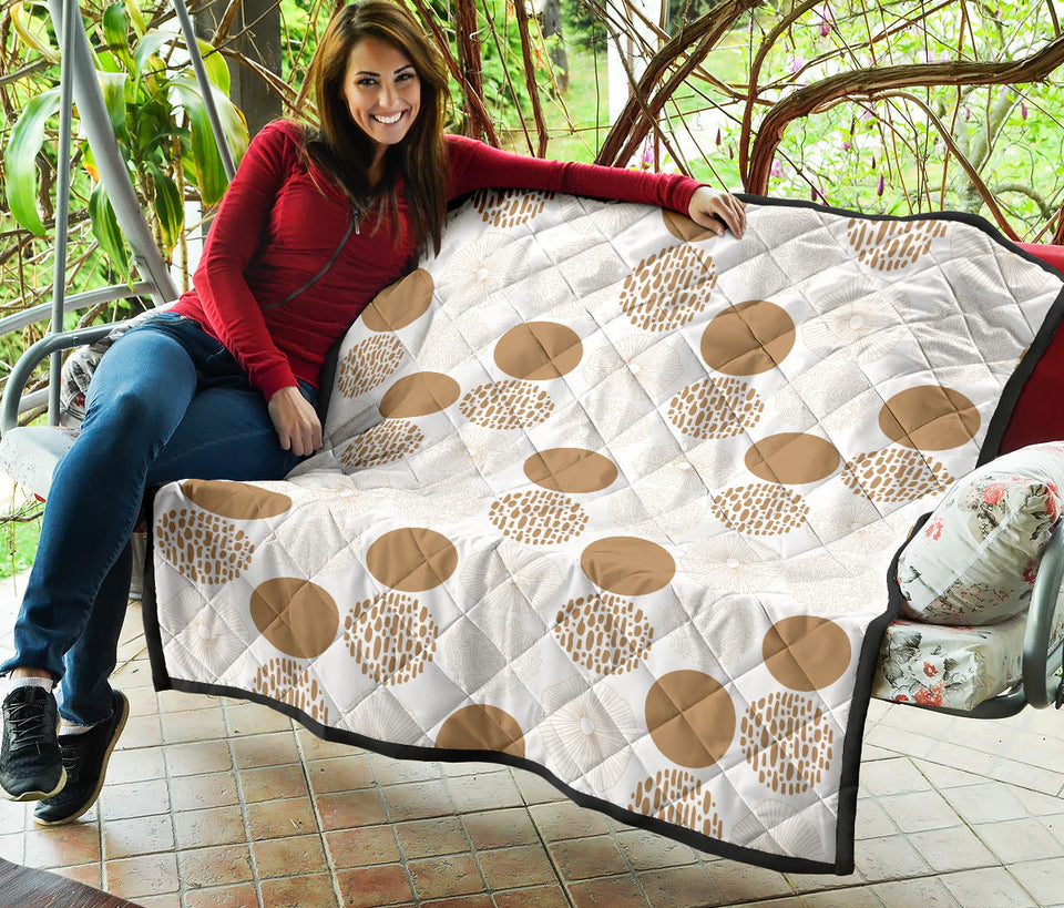 Gold Texture Mushroom Pattern Premium Quilt