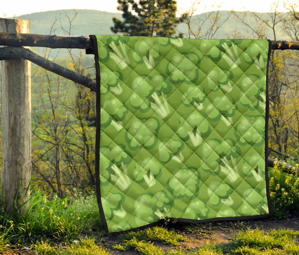 Broccoli Pattern Green Background Premium Quilt