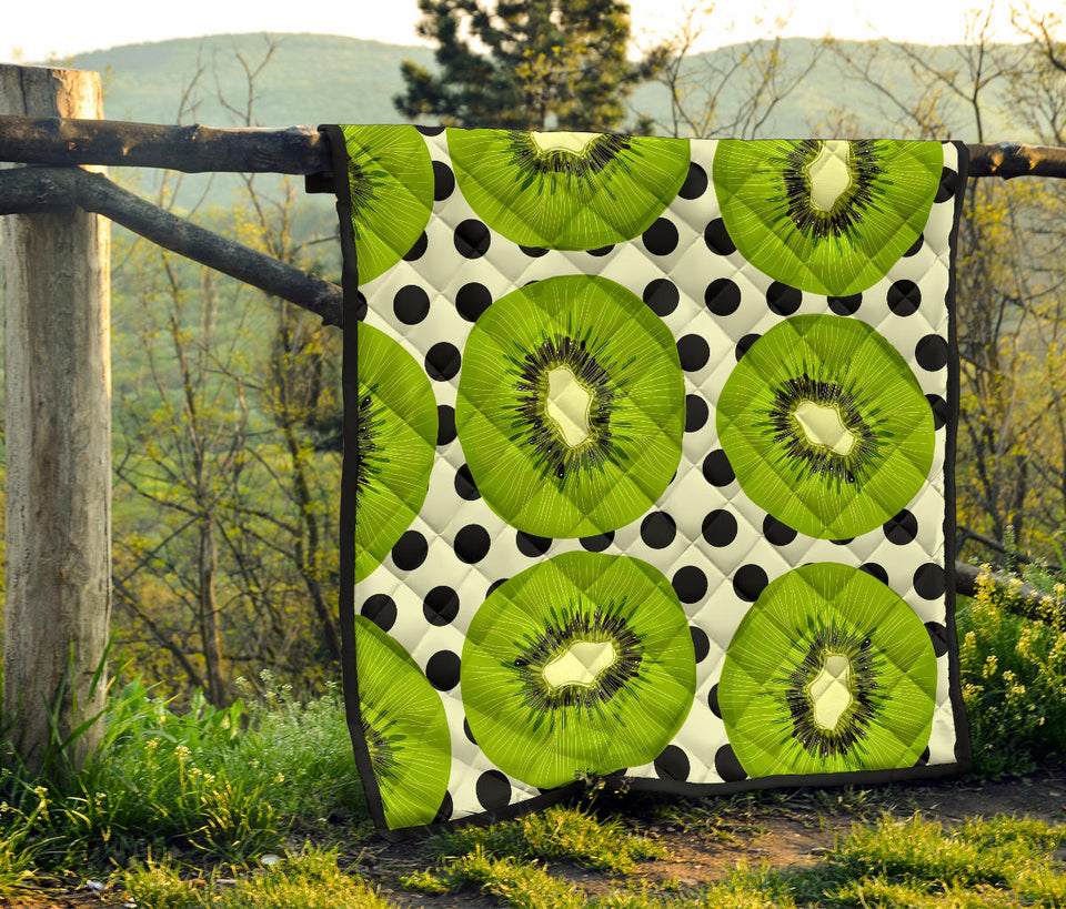 Kiwi Black Dot Background Premium Quilt