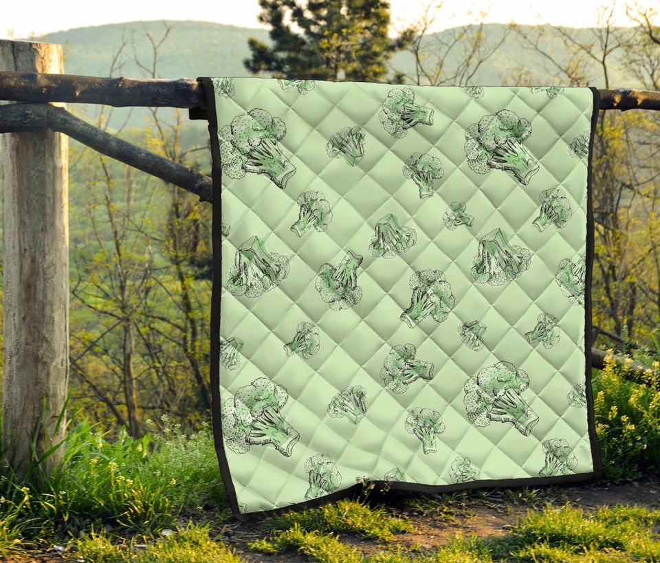 Broccoli Sketch Pattern Premium Quilt