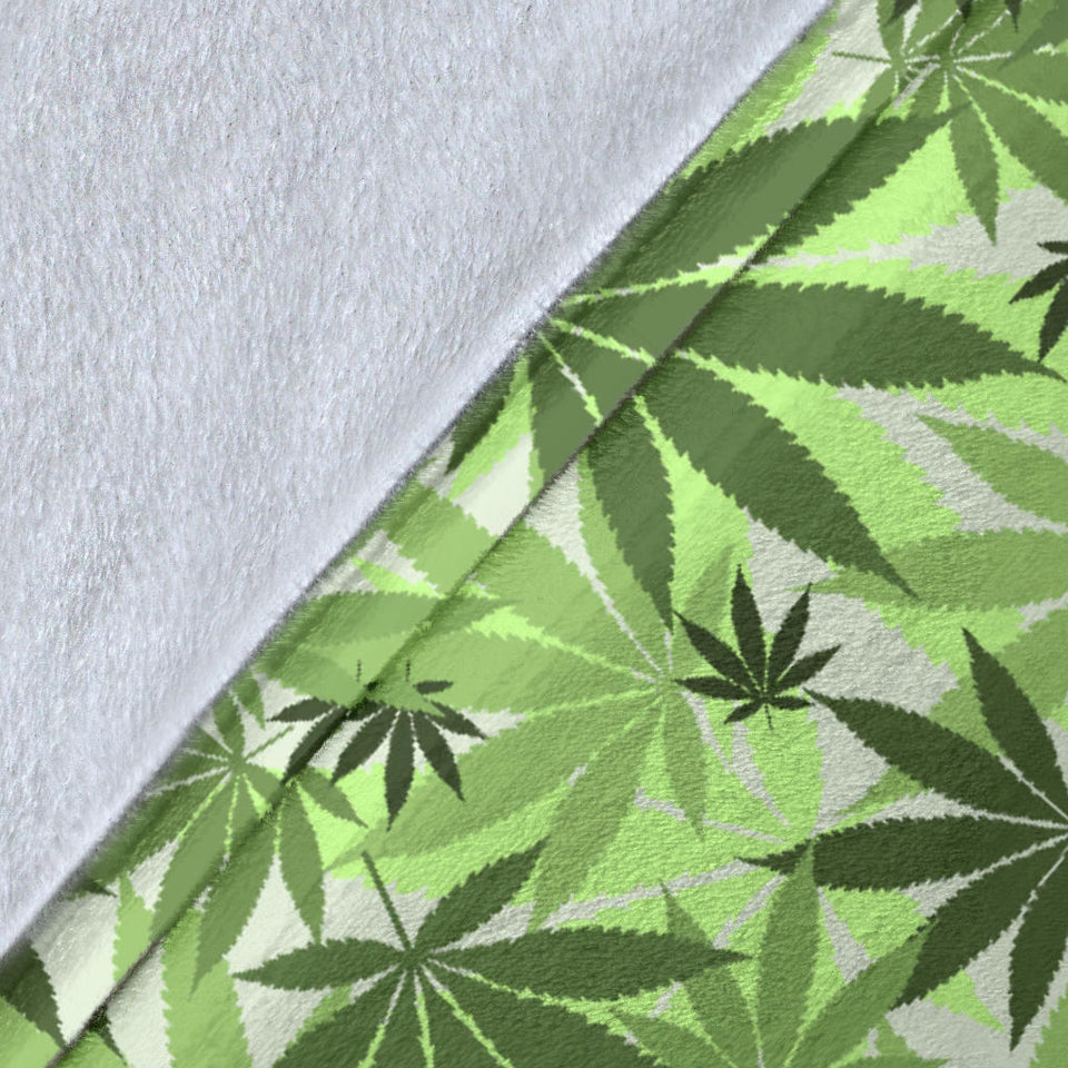 Canabis Marijuana Weed Pattern Print Design 01 Premium Blanket