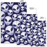 Alien Pattern Print Design 01 Area Rug