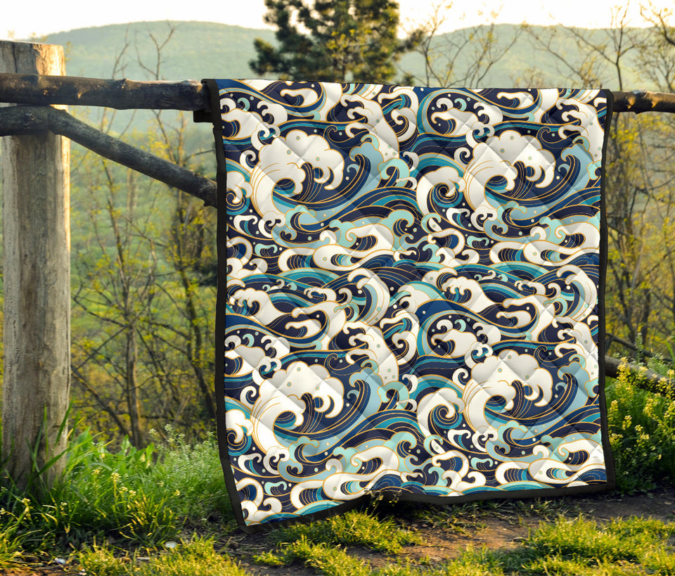 Japanese Wave Pattern Premium Quilt