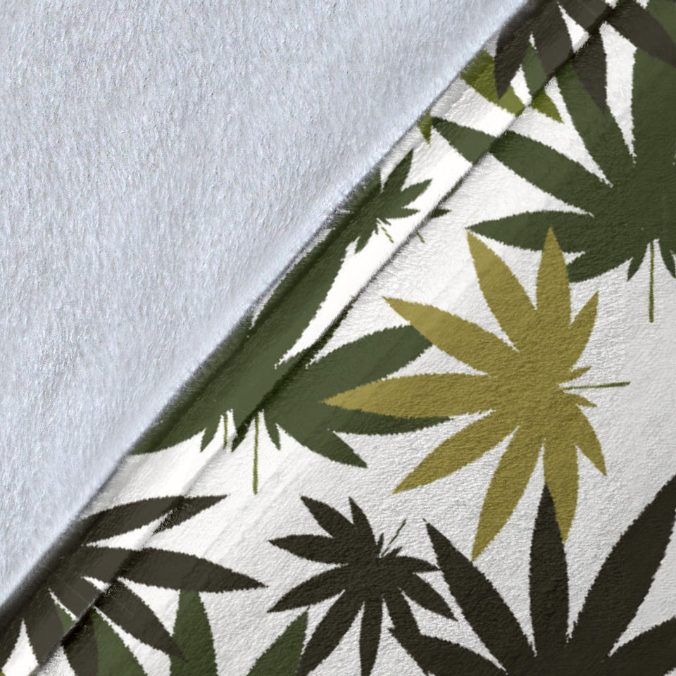 Canabis Marijuana Weed Pattern Print Design 05 Premium Blanket