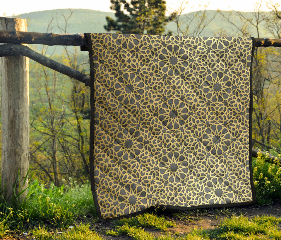 Arabic Star Gold Pattern Premium Quilt