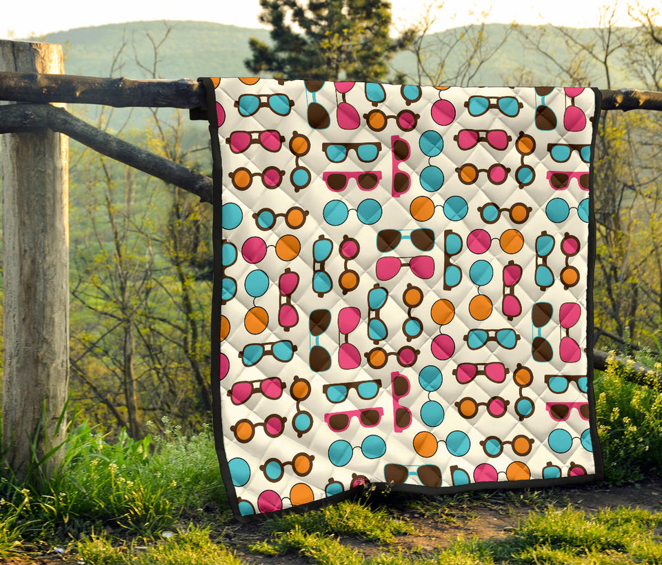 Sun Glasses Pattern Print Design 03 Premium Quilt