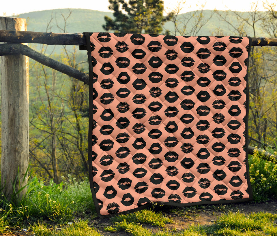Lips Pattern Print Design 02 Premium Quilt
