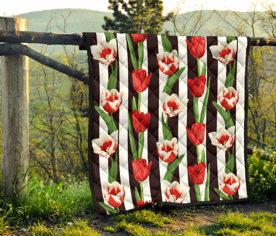 Red And White Tulips Pattern Premium Quilt
