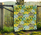 Hand Drawn Windmill Pattern Premium Quilt