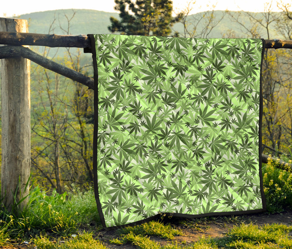 Canabis Marijuana Weed Pattern Print Design 01 Premium Quilt