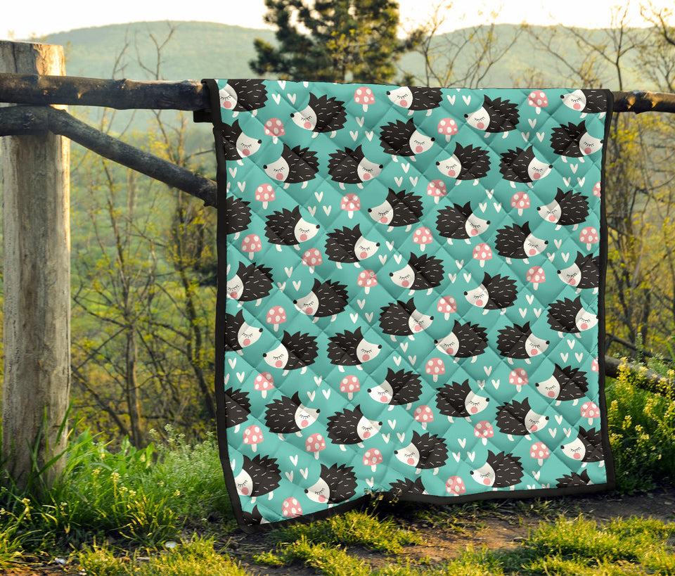 Hedgehog Pattern Print Design 03 Premium Quilt