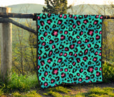 Green Leopard Skin Print Pattern Premium Quilt