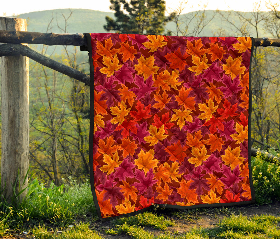 Autumn Maple Leaf Pattern Premium Quilt