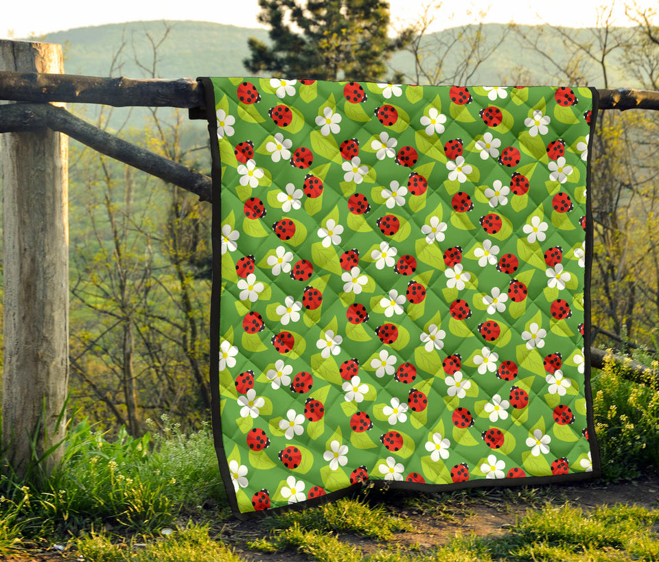 Ladybug Pattern Print Design 01 Premium Quilt