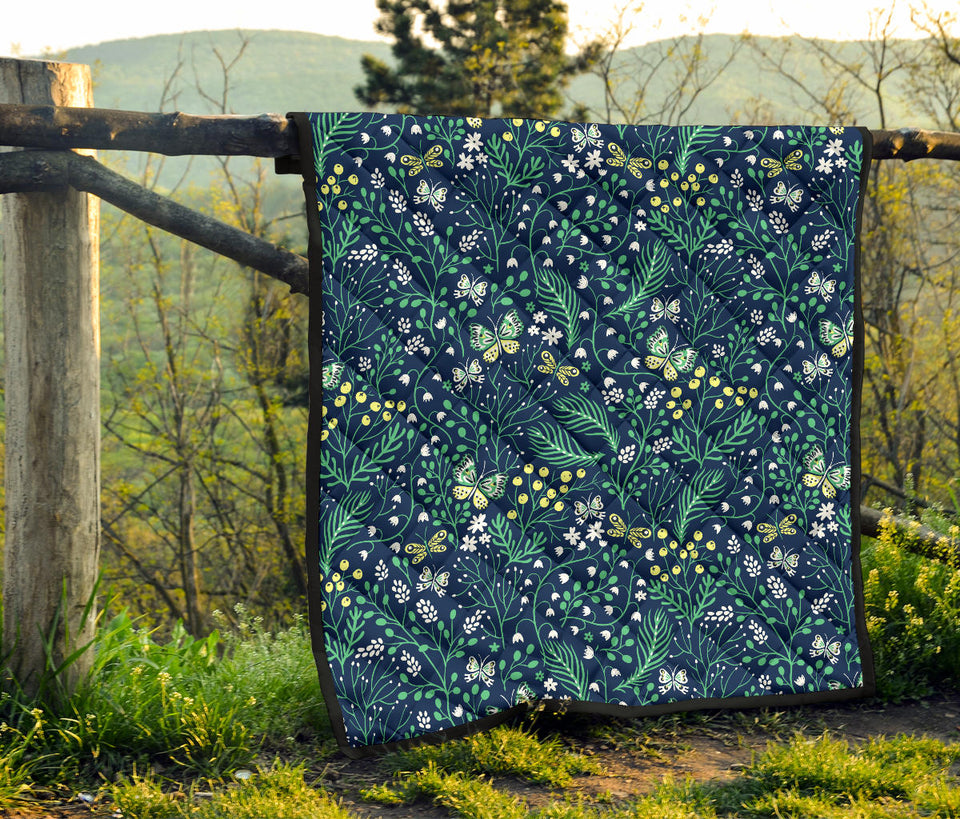 Butterfly Leaves Pattern Premium Quilt