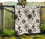 Classic Vintage Clock Pattern Premium Quilt