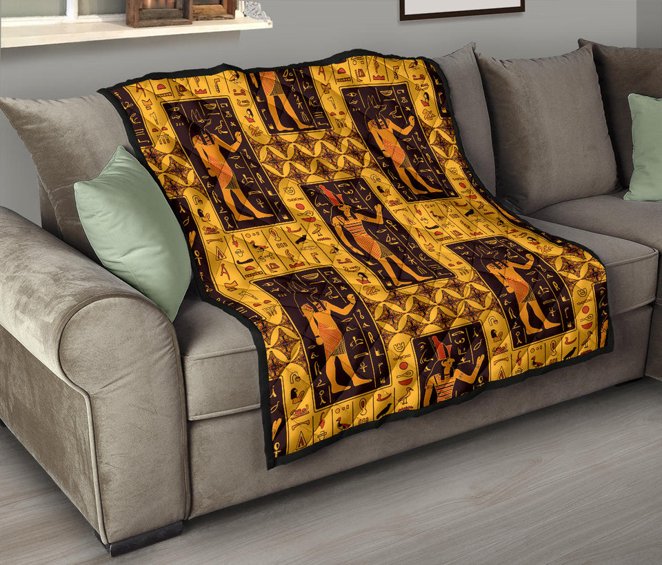 Egypt Hieroglyphics Pattern Print Design 05 Premium Quilt