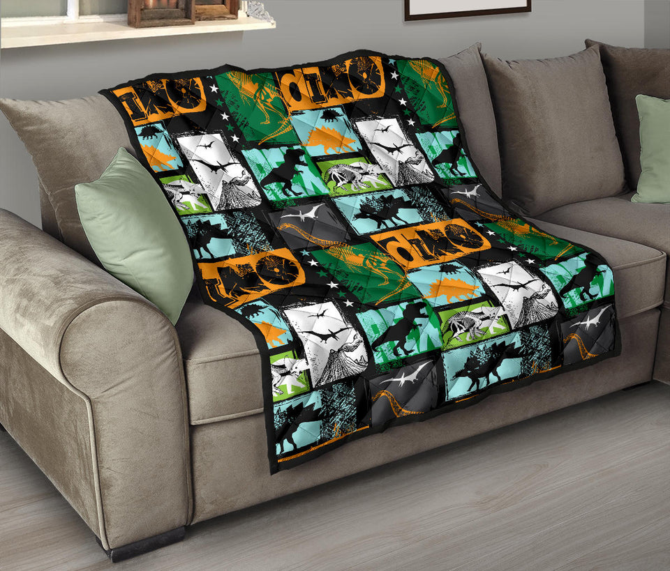 Dinosaurs Print Pattern Premium Quilt