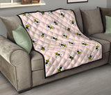 Cute Bee Flower Pattern Pink Background Premium Quilt