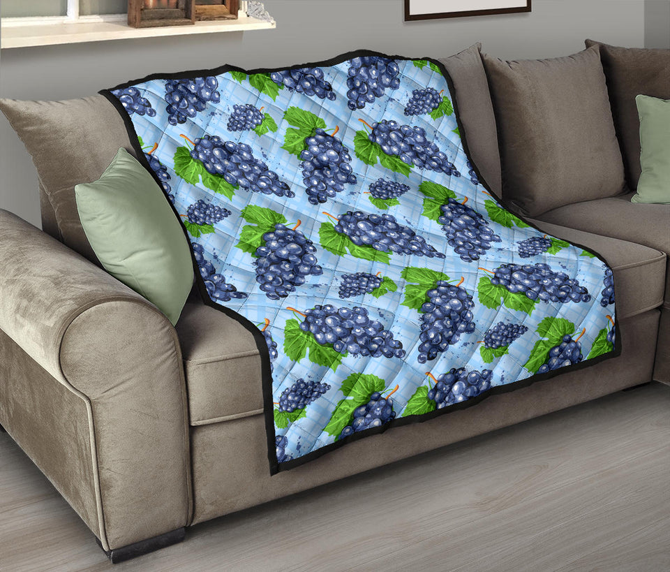 Watercolor Grape Pattern Premium Quilt