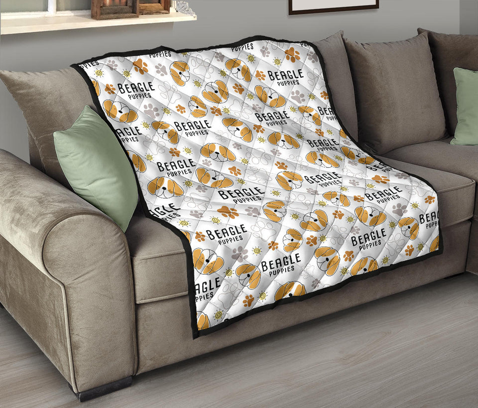 Cute Beagle Dog Pattern Background Premium Quilt