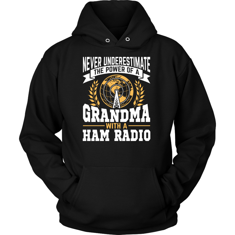 Shirt-Never Underestimate The Power of a Grandma With a Ham Radio V.2 ccnc001 hr0029